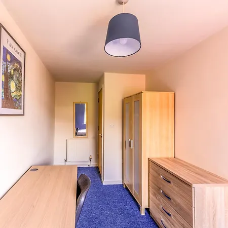 Apartamento Contemporary Hampton 3 By Prescott Bristol